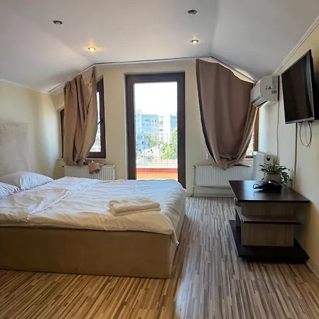 Central Apartment Apartment